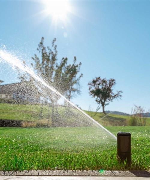 LOXONE a Gardena Smart System: Když dům a zahrada fungují jako jeden celek